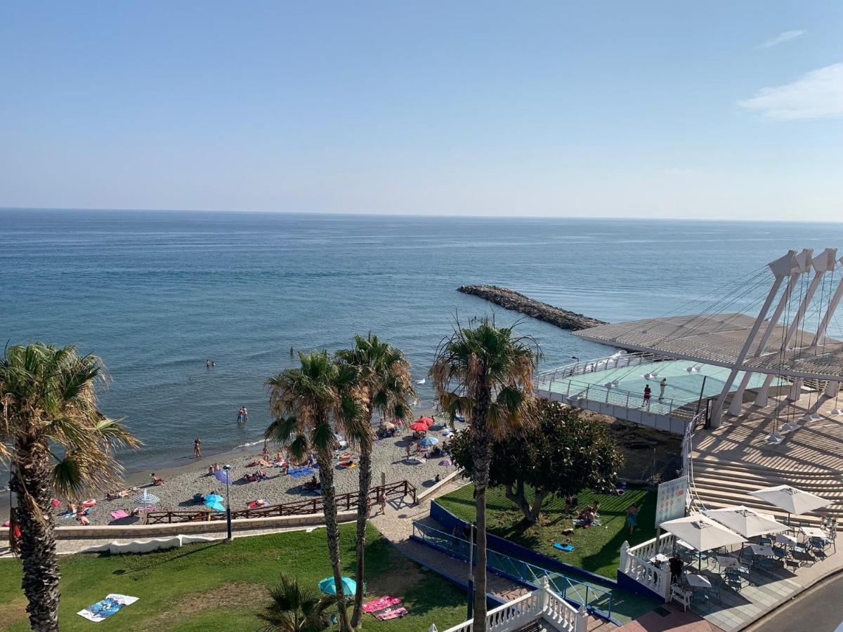 Primera Linea De Playa En Costa Apartament