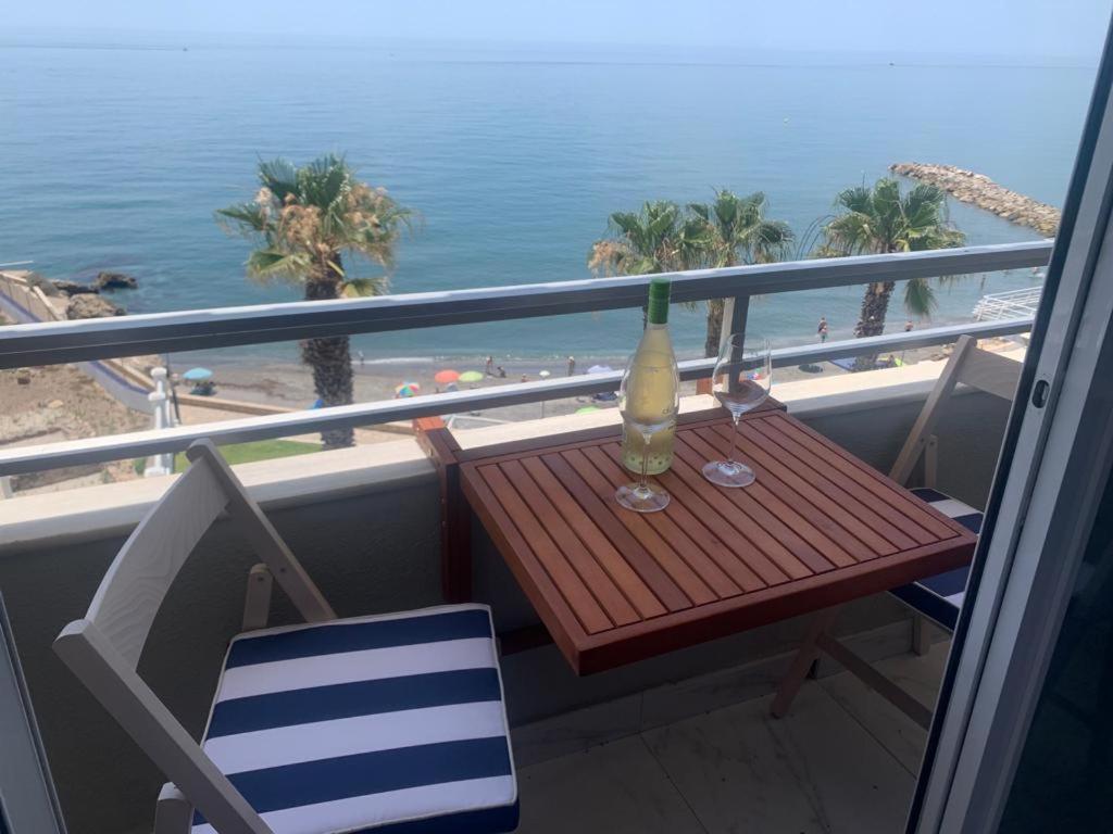 Primera Linea De Playa En Costa Apartament Torrox